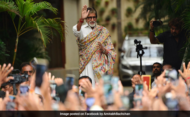 Happy Birthday, Amitabh Bachchan: Karan Johar, Farhan Akhtar, Others Share Wishes And Memories