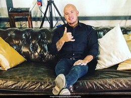 IND vs SA: Herschelle Gibbs Expertly Shuts Down Twitter Troll With Epic Reply IND vs SA: Herschelle Gibbs Expertly Shuts Down Twitter Troll With Epic Reply