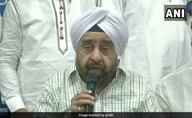 Four-Time Delhi Congress MLA Parlad Singh Sawhney Joins AAP