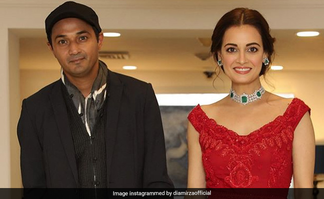 Dia Mirza's Special Note For "Old Friend" And Author Siddharth Shanghvi
