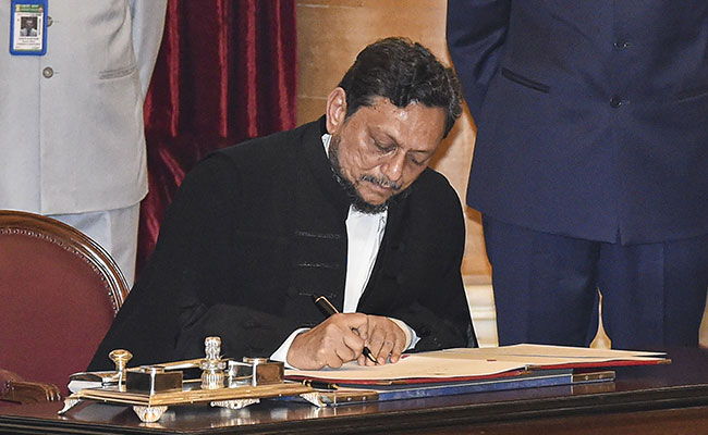 Chief Justice Responds To Criticism Of Farm Laws Committee