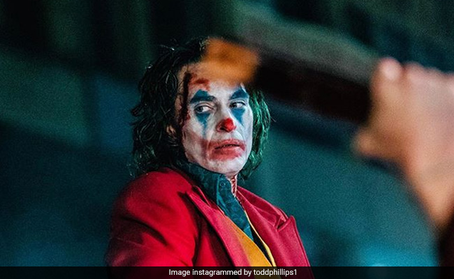 Joaquin Phoenix's Joker Is Having A Billion Dollar Laugh At The ...