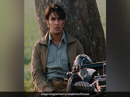 Ranveer Singh 'Stapled' His Stomach During <i>Lootera</I> Shoot. Here's The Backstory Ranveer Singh 'Stapled' His Stomach During <i>Lootera</I> Shoot. Here's The Backstory