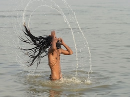 Dev Diwali: Devotees Take Holy Dip On Kartik Purnima. See Pics Dev Diwali: Devotees Take Holy Dip On Kartik Purnima. See Pics