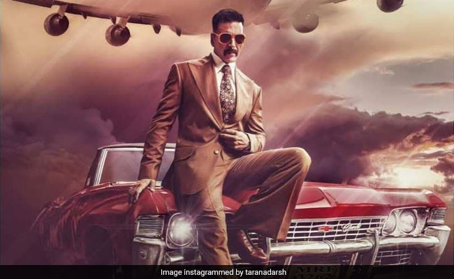 Trending: The Internet Loves Akshay Kumar's <i>Bell Bottom</i> Look