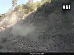 Jammu Kashmir News: रामबन में भूस्खलन के कारण जम्मू-श्रीनगर नेशनल हाईवे बंद, 3000 वाहन फंसे Jammu Kashmir News: रामबन में भूस्खलन के कारण जम्मू-श्रीनगर नेशनल हाईवे बंद, 3000 वाहन फंसे