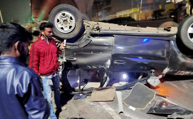 2 College Students Killed After 10 Take New Car For Spin In Hyderabad
