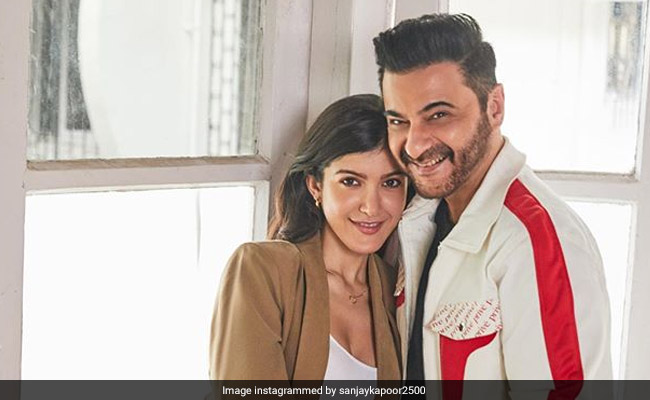Shanaya Goes To Paris Ball, 'Her First Dance Will Be With Me', Says 'Proud Father' Sanjay Kapoor