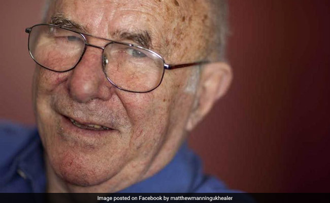 Australian Writer, Broadcaster, TV Critic Clive James Dies At 80