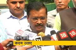 Odd-Even पर बोले CM केजरीवाल, कहा- बीजेपी राजनीति कर रही है Odd-Even पर बोले CM केजरीवाल, कहा- बीजेपी राजनीति कर रही है