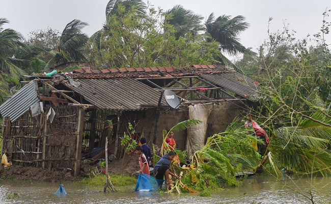 Bengal Government Hands Cyclone Bulbul's Impact Reports To Central Team