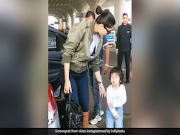 Viral Video: मम्मी करीना पर गुस्साए तैमूर अली खान, चिल्लाकर फोटोग्राफर्स को भी लगाई फटकार... Viral Video: मम्मी करीना पर गुस्साए तैमूर अली खान, चिल्लाकर फोटोग्राफर्स को भी लगाई फटकार...