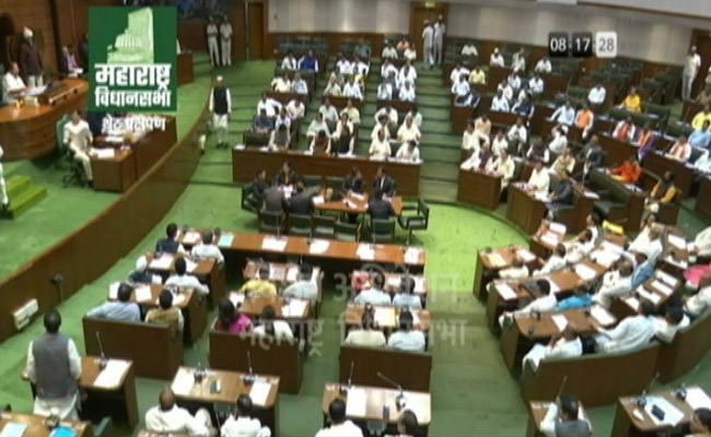 Maharashtra Government Formation Highlights: Newly-Elected MLAs Take Oath, Uddhav Thackeray To Take Oath On Thursday