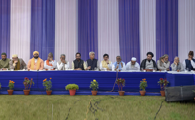 RSS, BJP Reach Out To Muslims Ahead Of Ayodhya Verdict. What They Agreed