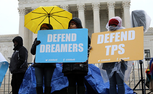 US Supreme Court Justices Leans Towards Trump To Cancel "Dreamers" Programme