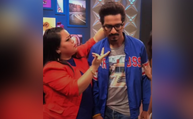 कॉमेडियन भारती सिंह के पति एक्ट्रेस के साथ कर रहे थे फ्लर्ट, तभी पीछे से आकर पत्नी ने खींचे बाल और फिर...