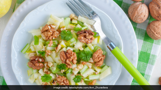 Weight Loss: This 4-Ingredient Apple Salad May Help You Lose Weight