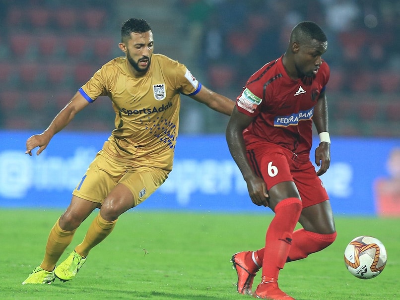 ISL: Mumbai City FC Hold NorthEast United FC To 2-2 Draw ISL: Mumbai City FC Hold NorthEast United FC To 2-2 Draw