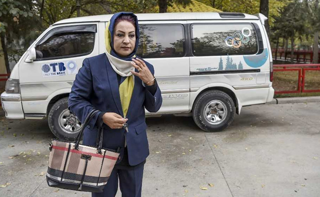 "Pink Shuttle" Helps Afghanistan Women Navigate Conservative Society
