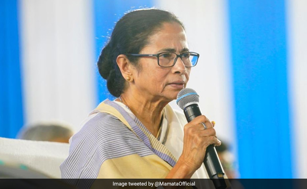 Mamata Banerjee Makes Surprise Visit To Kolkata Market Amid Onion Crisis