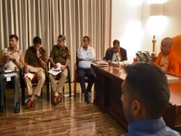 अयोध्या पर फैसले से पहले अलर्ट पर योगी सरकार, हर जिले में कंट्रोल रूम खोलने के निर्देश, हेलीकॉप्टर भी... अयोध्या पर फैसले से पहले अलर्ट पर योगी सरकार, हर जिले में कंट्रोल रूम खोलने के निर्देश, हेलीकॉप्टर भी...