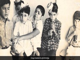 These OGs Drinking Coca-Cola? Just Rishi Kapoor, Boney Kapoor, Anil Kapoor And Friends These OGs Drinking Coca-Cola? Just Rishi Kapoor, Boney Kapoor, Anil Kapoor And Friends