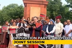 "We The People...": Sonia Gandhi At Opposition's Constitution Day Protest "We The People...": Sonia Gandhi At Opposition's Constitution Day Protest