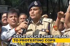 Resume Work, Delhi Top Cop Urges Policemen Protesting Attack On Colleague Resume Work, Delhi Top Cop Urges Policemen Protesting Attack On Colleague