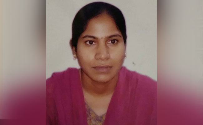 Driver Of Telangana Revenue Official, Burnt Alive By Land Owner, Dies