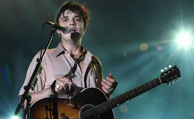 British Rocker Pete Doherty Arrested In Paris For Drunken Brawl