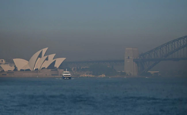 Australian PM Scott Morrison Denies Climate Link As Smoke Chokes Sydney