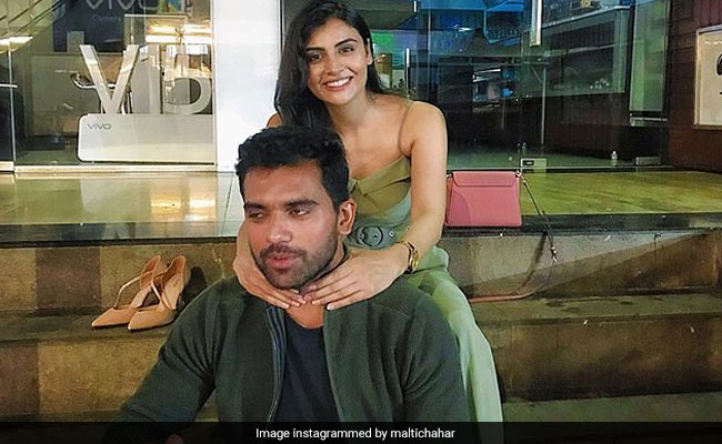 IPL 2021: दीपक चाहर ने IPL में पूरे किए 50 विकेट, बहन मालती का रिएक्शन हो गया वायरल