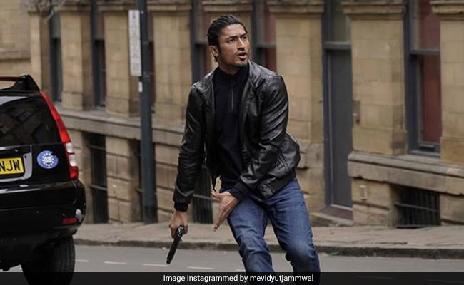 <i>Commando 3</i> Movie Review: Vidyut Jammwal's Film Is Exhausting To Watch