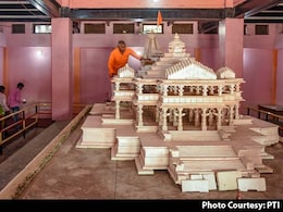 नृपेंद्र मिश्र रामलला के दरबार पहुंचे, मंदिर निर्माण का खाका खींचा नृपेंद्र मिश्र रामलला के दरबार पहुंचे, मंदिर निर्माण का खाका खींचा
