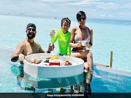 Just Mandira Bedi Having Breakfast In A Pool In The Maldives. We're Jealous Just Mandira Bedi Having Breakfast In A Pool In The Maldives. We're Jealous