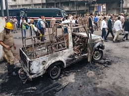 Court Directed Meeting Of Lawyers, Cops On Tis Hazari Clash Cancelled Court Directed Meeting Of Lawyers, Cops On Tis Hazari Clash Cancelled