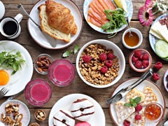 8 Sunday Brunch Buffets In Delhi NCR That You Must Try 8 Sunday Brunch Buffets In Delhi NCR That You Must Try