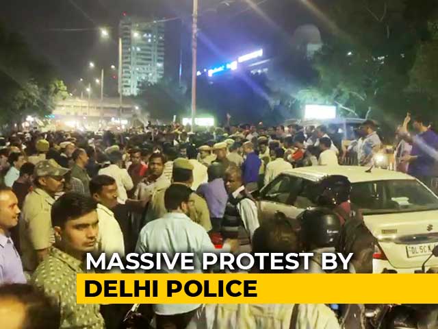 Cops Protest Assault By Lawyers