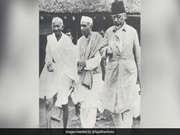 बॉलीवुड एक्टर ने 'मौलाना आजाद' की कही बात को किया Tweet, लिखा- अगर हिंदू और मुस्लिम एक नहीं हुए तो... बॉलीवुड एक्टर ने 'मौलाना आजाद' की कही बात को किया Tweet, लिखा- अगर हिंदू और मुस्लिम एक नहीं हुए तो...
