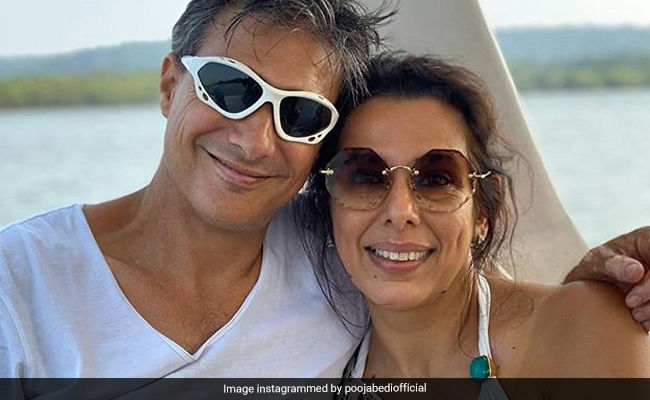 Pooja Bedi And Fiance Maneck Contractor Are Making Sweet Memories In Goa