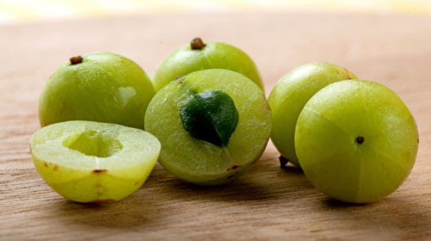 <i>Ek Amle Ka Dose, Harr Roz</i>: Why Rujuta Diwekar Recommends Having Amla Daily, Especially During Winter
