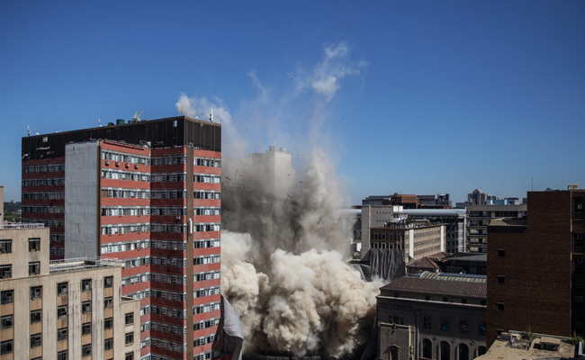 Video: Bank Of Lisbon Brought Down In One Of World's Biggest Demolitions