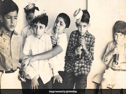बचपन में Coca Cola का विज्ञापन करते थे ऋषि कपूर, अनिल कपूर और बोनी कपूर, एक्टर ने शेयर की फोटो बचपन में Coca Cola का विज्ञापन करते थे ऋषि कपूर, अनिल कपूर और बोनी कपूर, एक्टर ने शेयर की फोटो