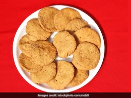 Tea-Time Snacks: 5 Mathri Recipes To Pair With Your Cup Of Tea