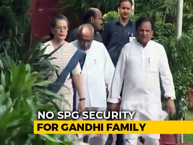 No SPG Security For Gandhi Family, Devendra Fadnavis Resigns And Other Top Stories
