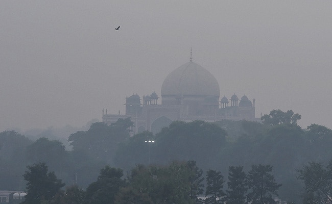 Delhi Air Quality 'Severe' For Fourth Consecutive Day