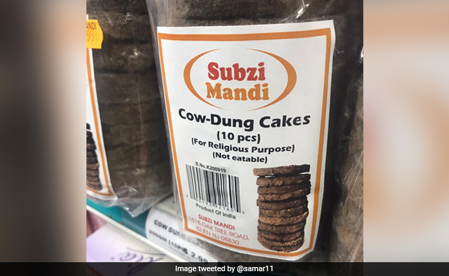 अमेरिका में 200 रुपये में मिल रहे हैं गाय के उपले, लिखा- 'खाने के लिए नहीं, पूजा के लिए हैं...'