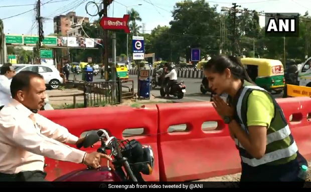 Watch: Dancing MBA Student Manages Traffic In Indore