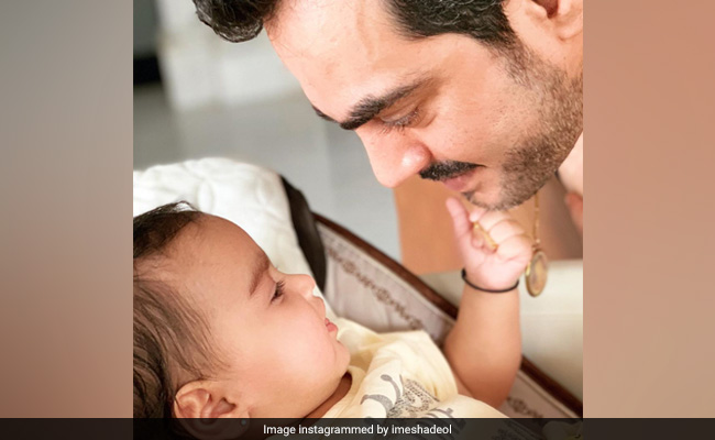 Esha Deol Shares First Pic Of Daughter Miraya With Bharat Takhtani. Seen Yet?