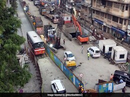Shiv Sena Protests Against Mumbai Metro, City Development Body Over Pollution Shiv Sena Protests Against Mumbai Metro, City Development Body Over Pollution